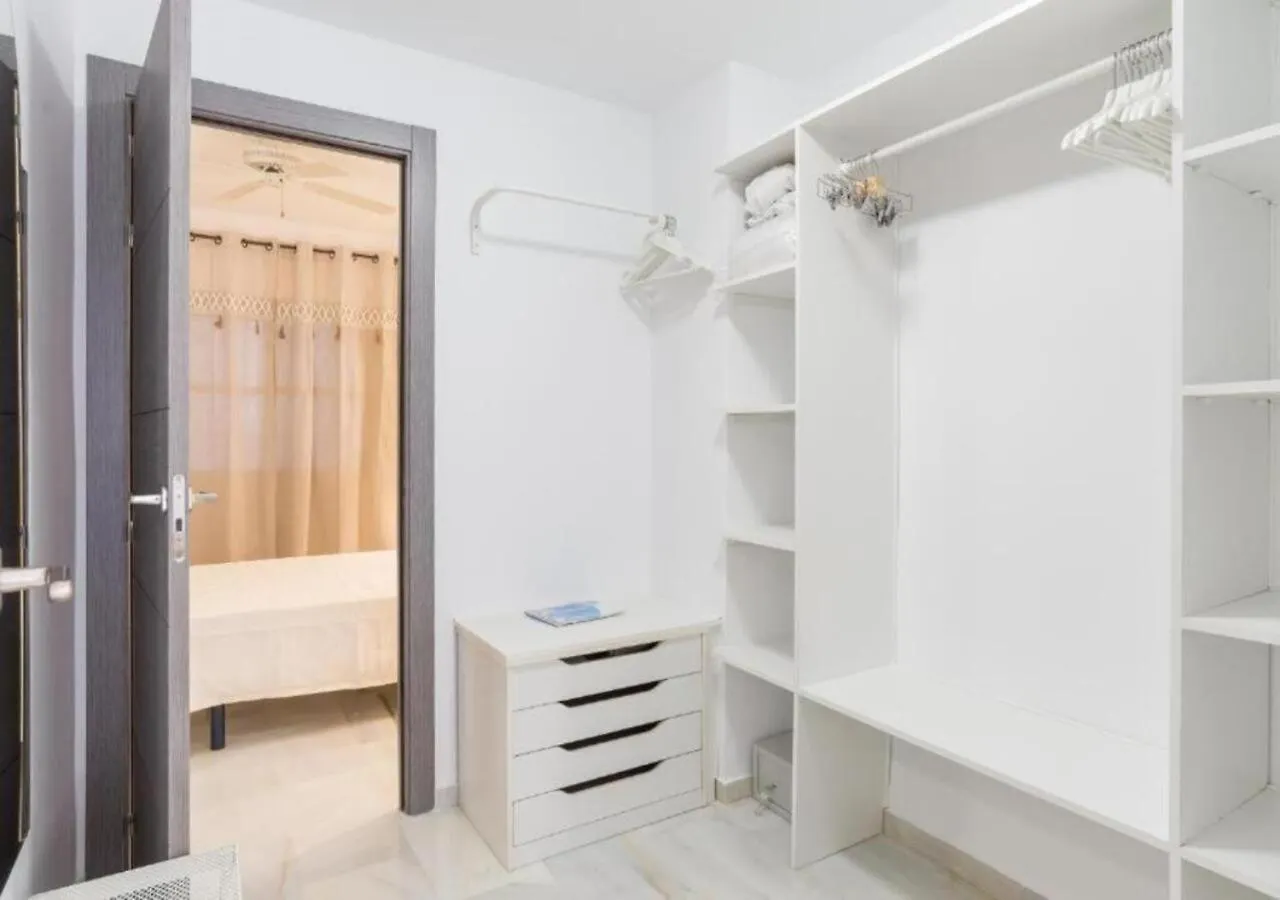 Supreme City Centre & Parking Málaga Apartamento